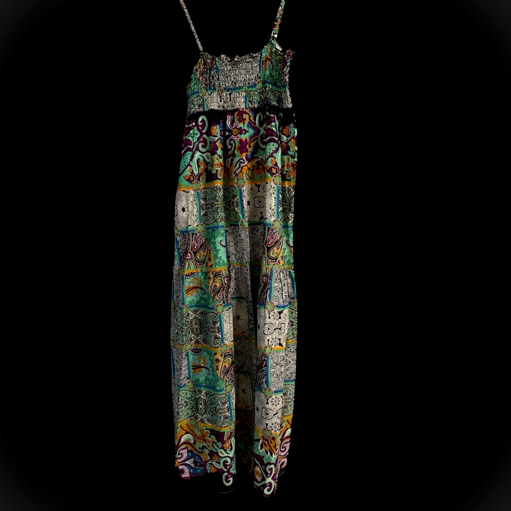 Spaghetti strap maxi dress.